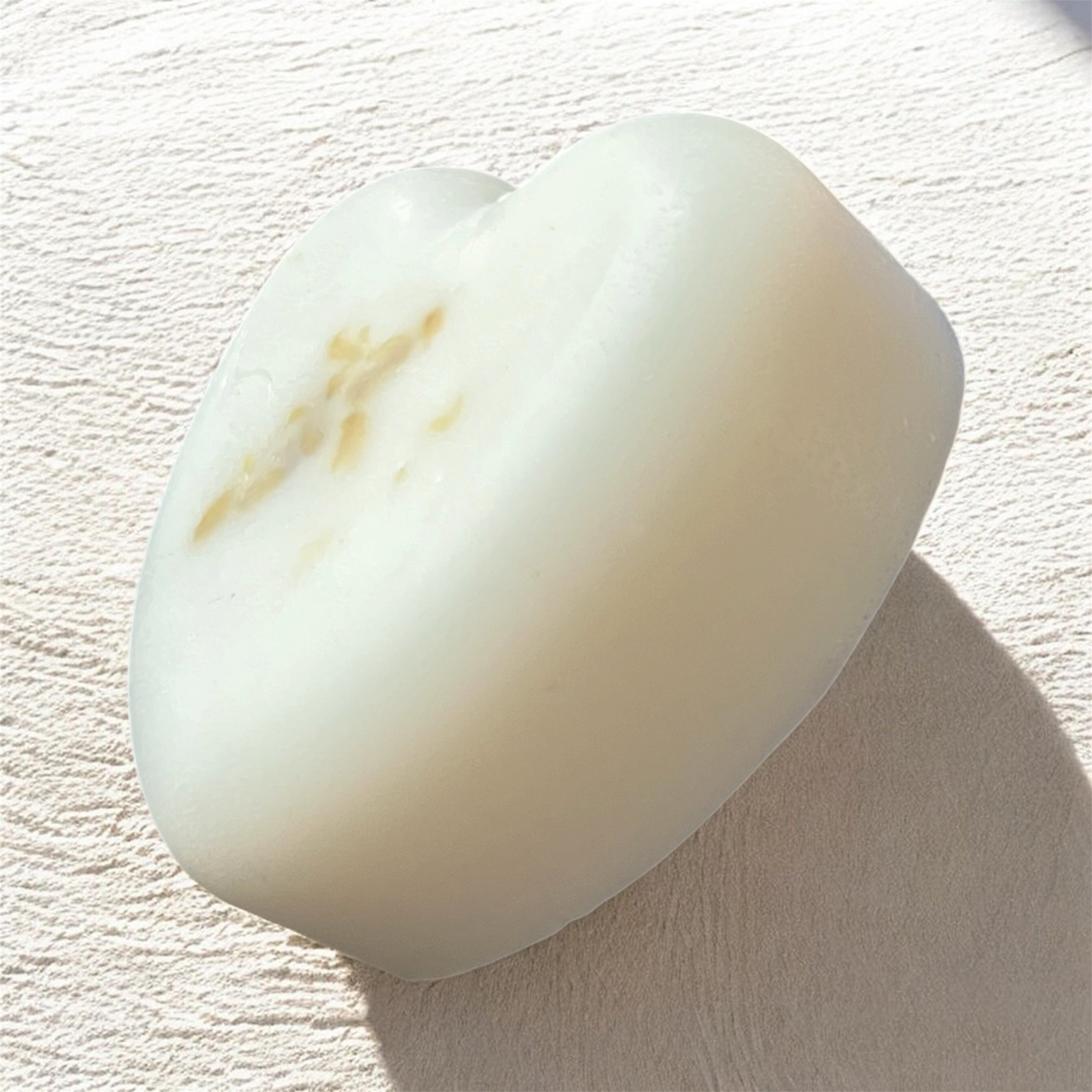 Gentle Oats Body Bar – Soothing Exfoliating Soap for Sensitive Skin